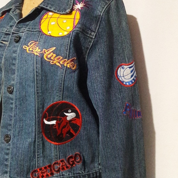 Denim jacket w bball teams  M / L - Picture 2 of 8